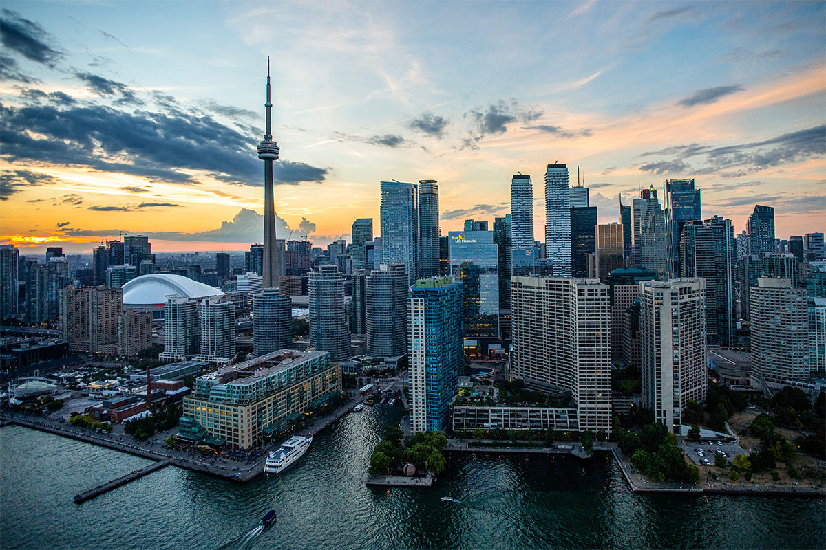 Toronto Skyline image
