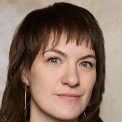 LHEUREUX Lisa Headshot cr Rémi Thériault copy